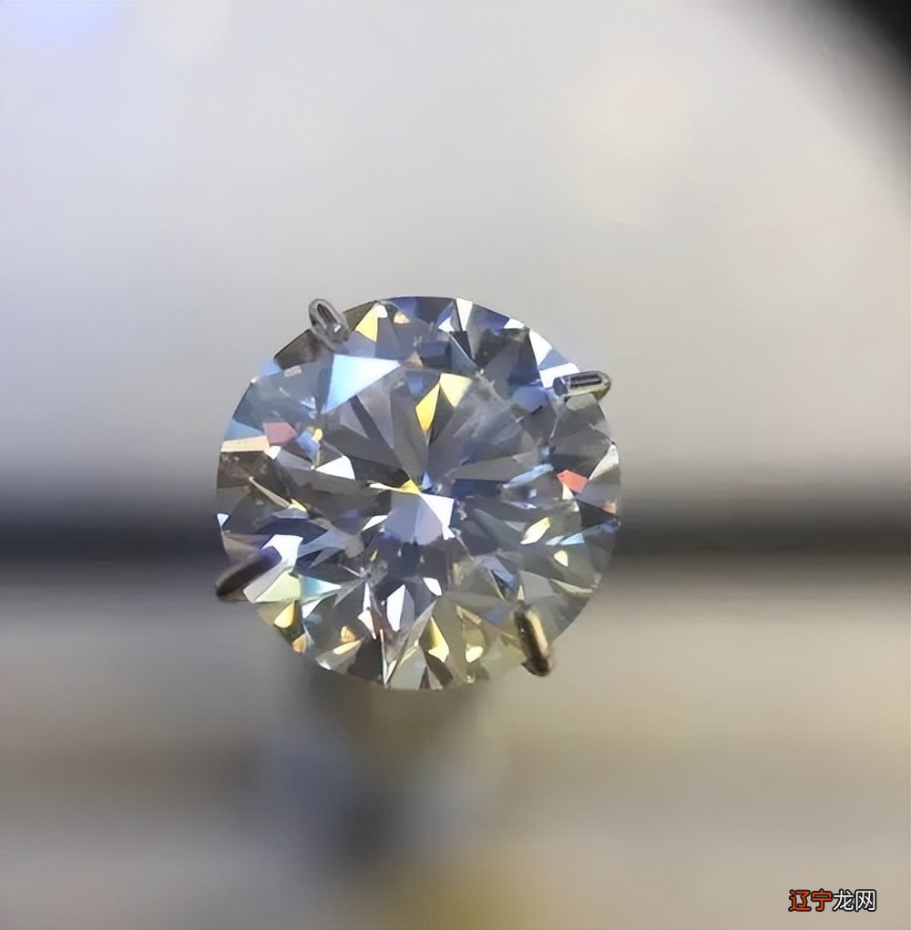 你们见过正圆形的彩钻吗？为什么彩钻几乎没有正圆形的？