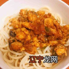 香菇鸡肉炸酱面的做法-家常味炸菜谱