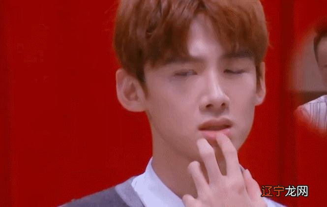 做梦梦到在剪头发 做梦梦到剪头发拍照