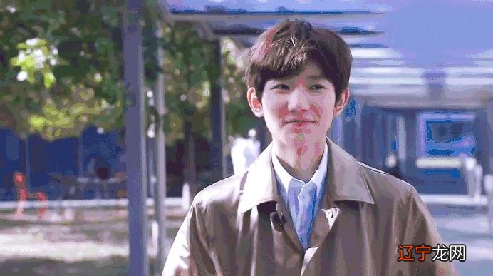 做梦梦到在剪头发 做梦梦到剪头发拍照