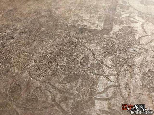 女人梦见红色棺材的预兆 女人梦见大棺材是什么预兆