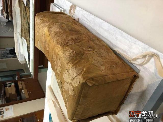 女人梦见红色棺材的预兆 女人梦见大棺材是什么预兆