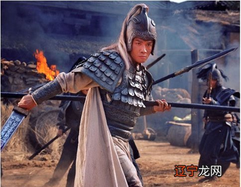 诸葛亮为什么不敢得罪法正？诸葛亮对这三人一直法外容情