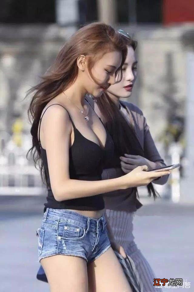 行人在人行道有逆行的规定么？