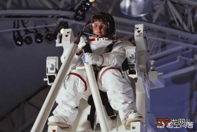 如何才能穿梭时空?亦或者可能在人类什么样的状态下才能穿梭?