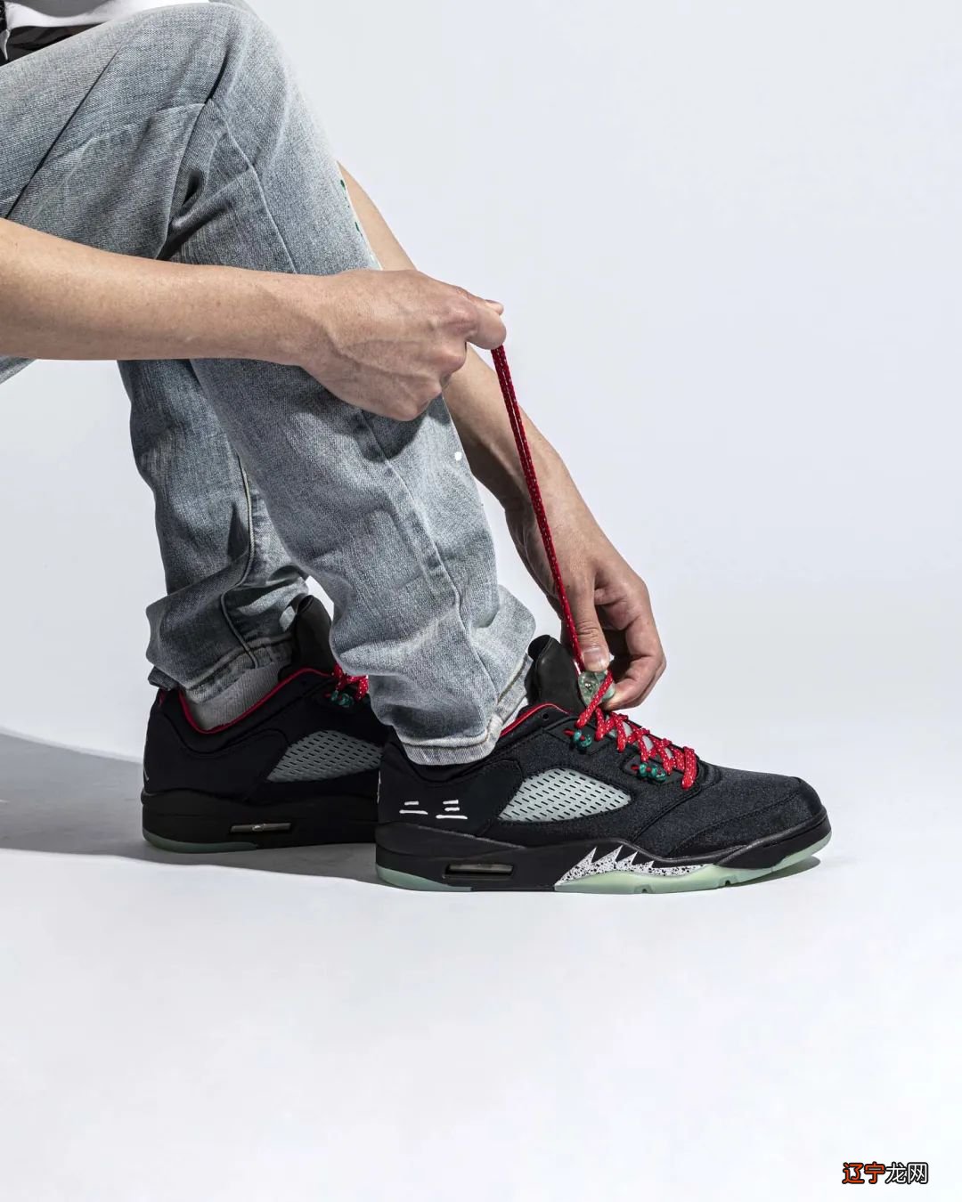 冠希疯狂营业！丝绸之后的“新套路”让他找到了！CLOT x AJ 提前开箱上脚！