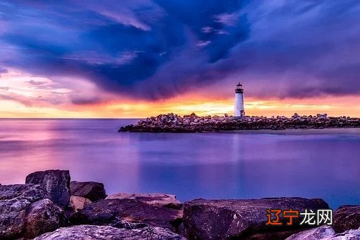 约会第二天就牵手