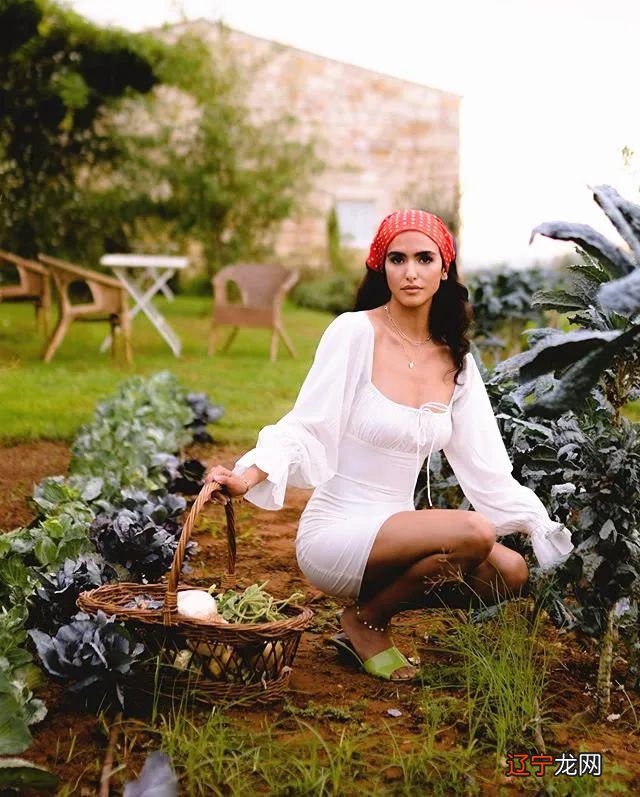 做一个花一样的女子，小单品演绎大时尚——法式美人秀