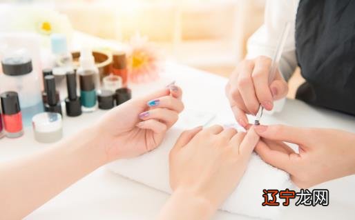 女人做美甲对身体有害吗?做美甲后的注意事项