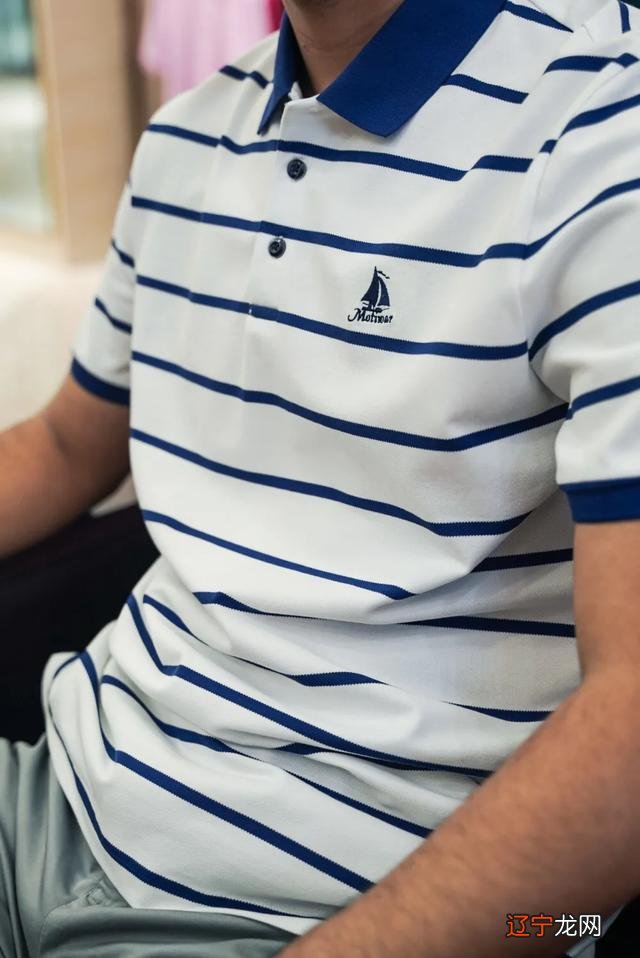 少数民族服装专卖店-少数民族服装