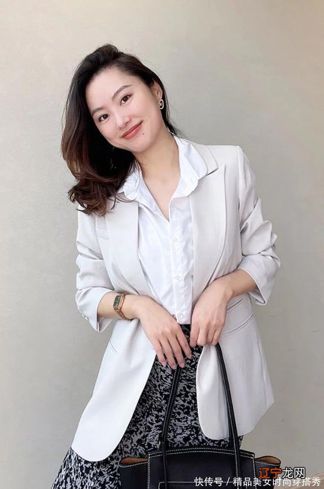 在职场要怎么穿?日常职业装穿搭大赏