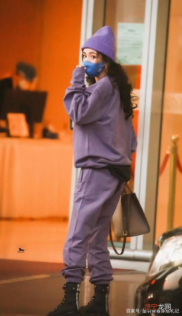 拜托，运动裤别再搭运动鞋，教你释放出高级感，时髦个性显气质