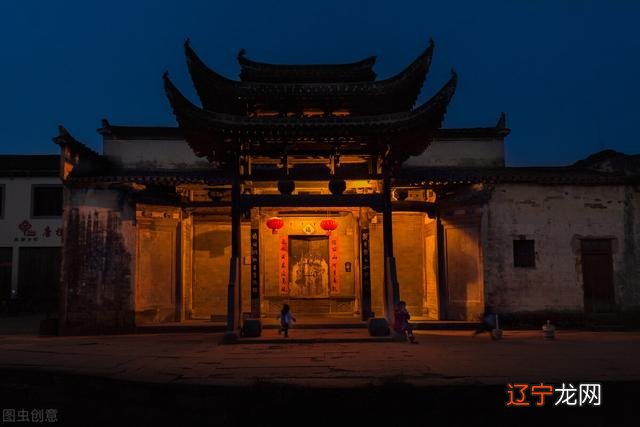 对联上下联怎么分左右贴-怎么分对联的上下联