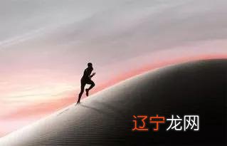 梦见和恋人吵架然后和好 梦见和恋人吵架生气