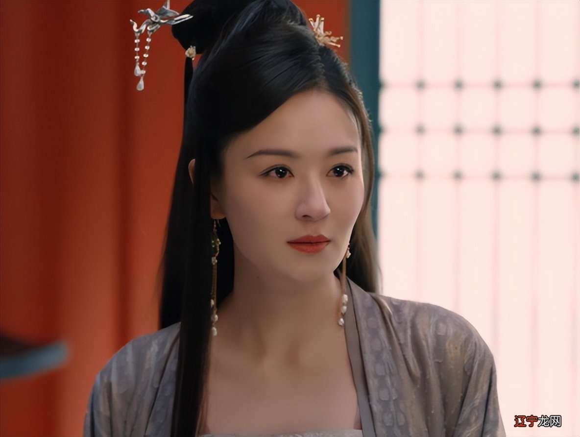 讲真，《说英雄不是英雄》的朱小腰，真的撑不起“花魁”名号