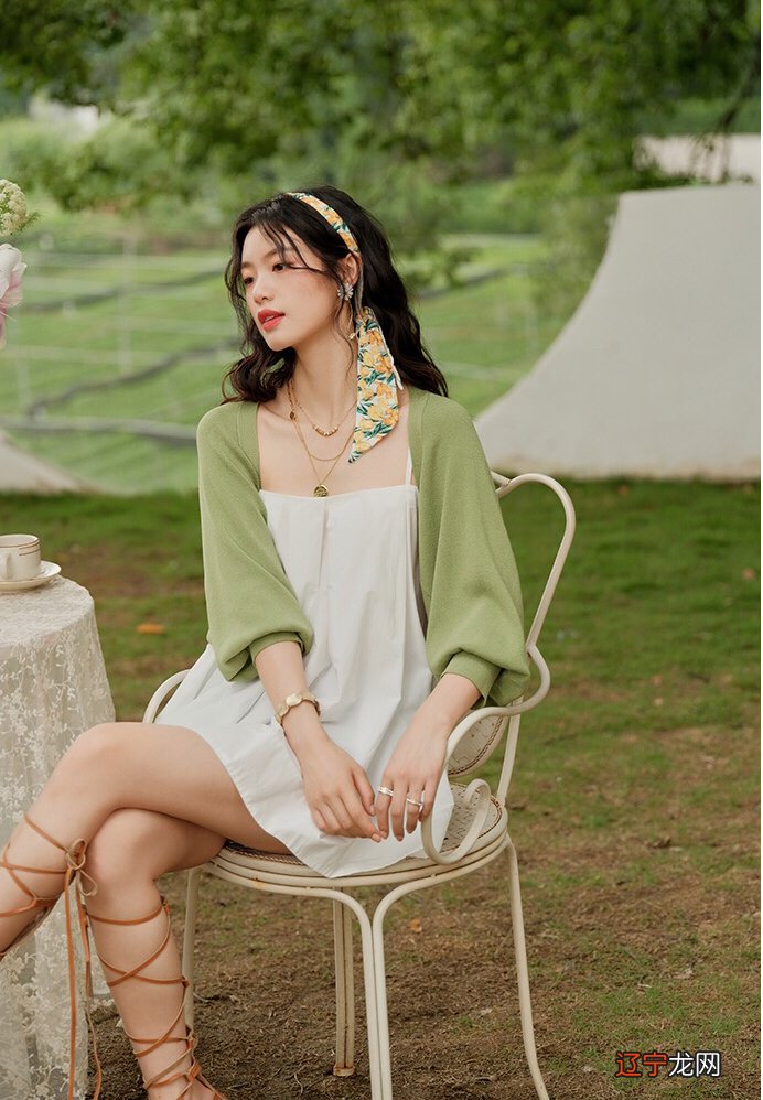 拜拜肉退退退！这里有3个思路，遮肉又显瘦，让你比以前更美