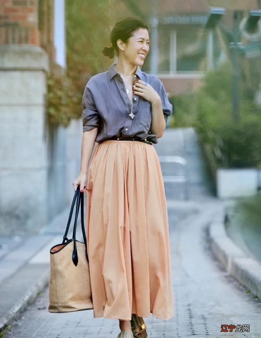 裙子选对不选贵!今年流行一种“骨骼挑裙法”,穿出女人的优雅美