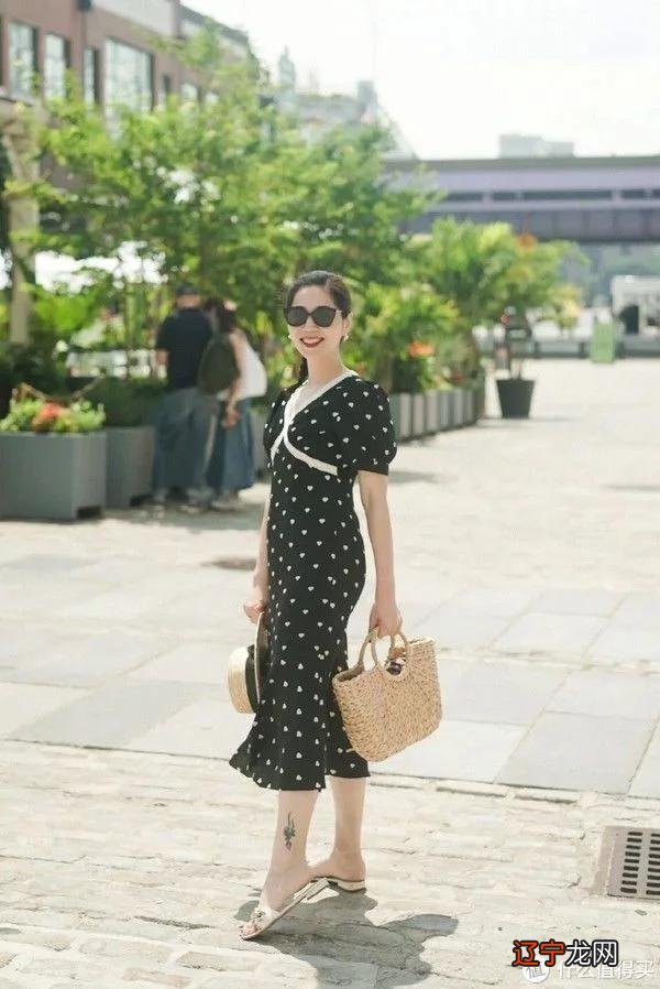 有些衣服我以为一辈子也不会穿，上身后却美到不想脱！