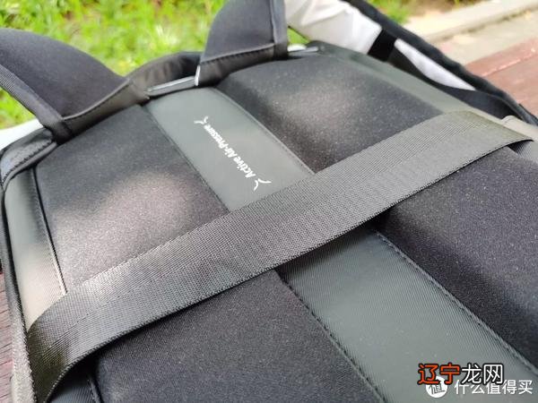 时尚新坐标,地平线8号让中年油腻大叔年轻10岁