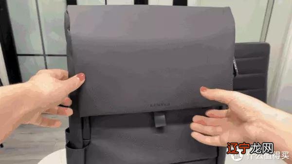 地平线8号MOMENT双肩包，颜值和实用并存，我的多功能百宝箱