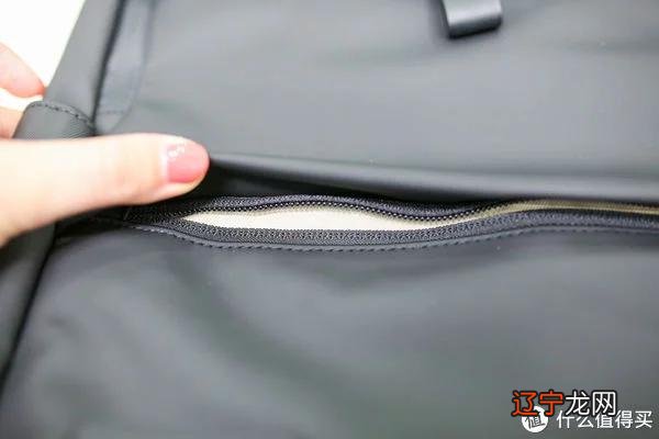 地平线8号MOMENT双肩包,颜值和实用并存,我的多功能百宝箱