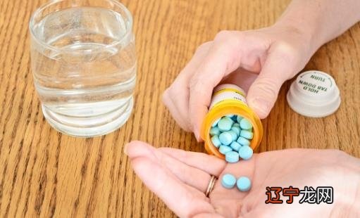 服药方法错误的是，养成良好用药习惯加快康复