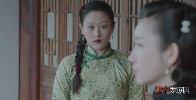 《楼外楼》大结局：春贤终于醒悟，狠狠地给丫鬟一巴掌