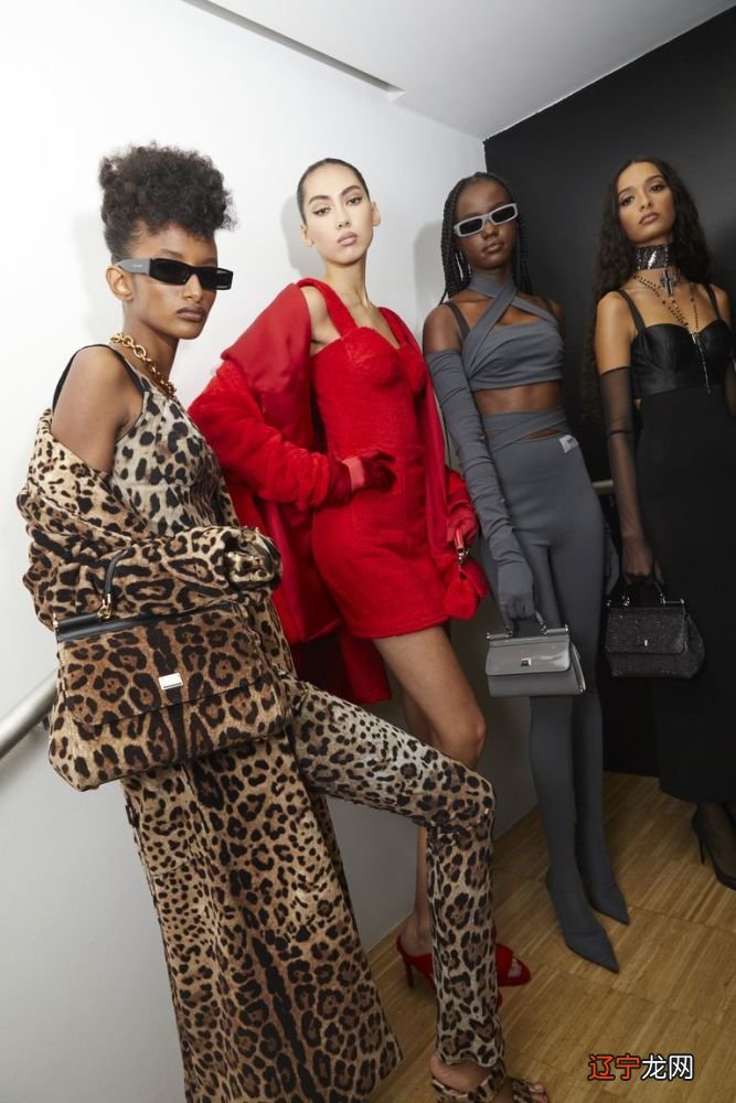 Dolce＆Gabbana 杜嘉班纳 2023 春夏女装发布会