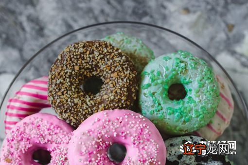 彭姓男孩诗词取名 彭姓男孩古风名字