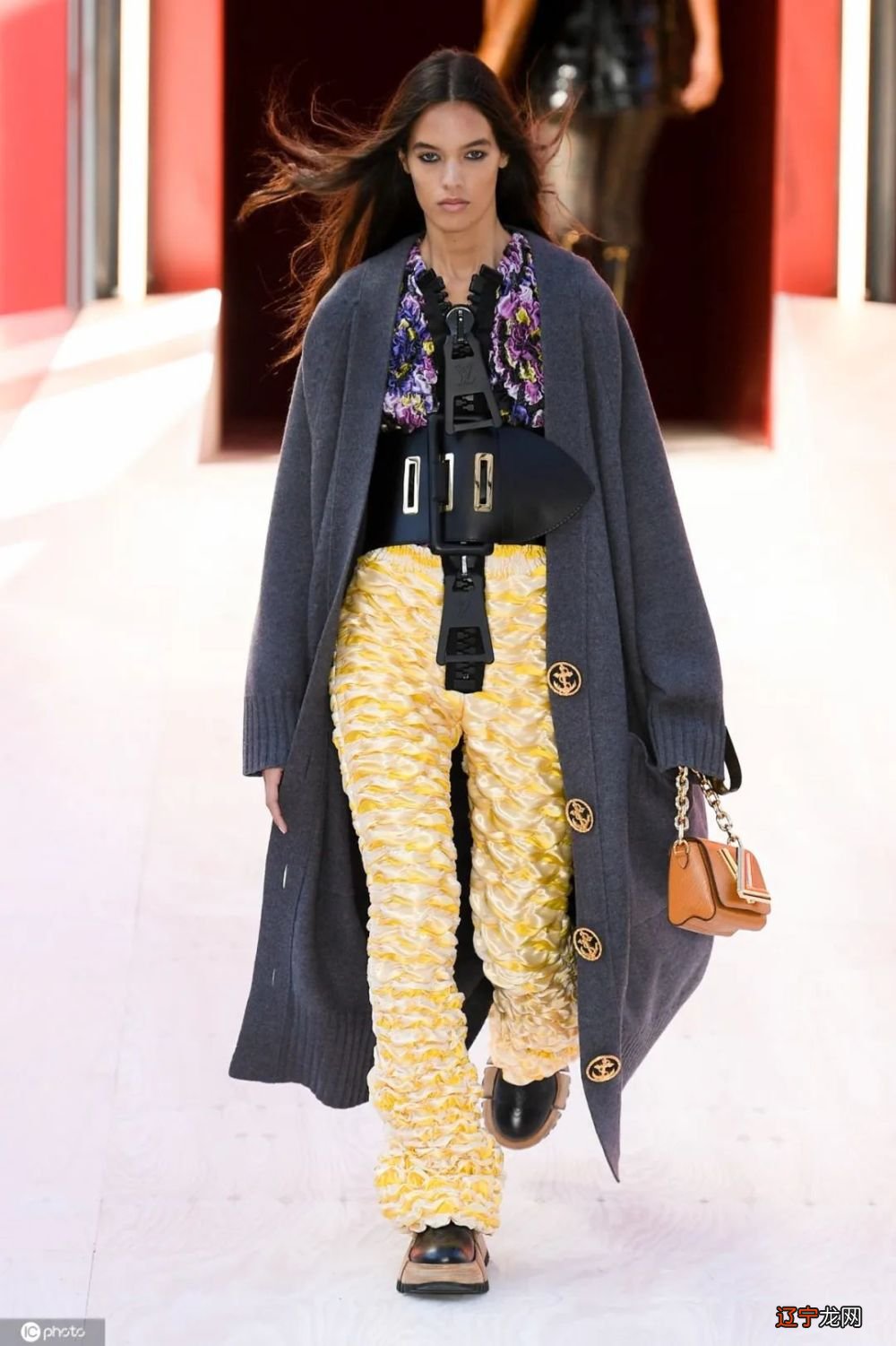 “细节百变、懒人福音” 路易威登 Twist手袋Title也太多了！