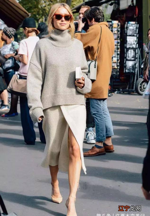 信封裙怎么搭配才能时髦出彩