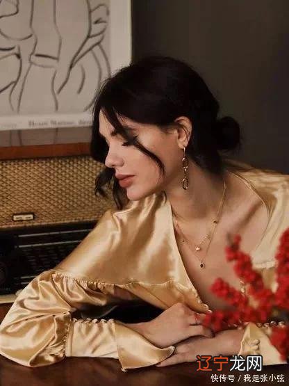 有品位的女人配饰在精不在多,秋天备齐这5样,美得优雅又高级