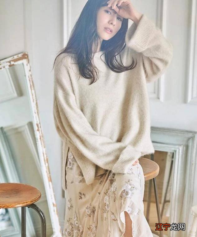 半身裙的穿搭技巧分享