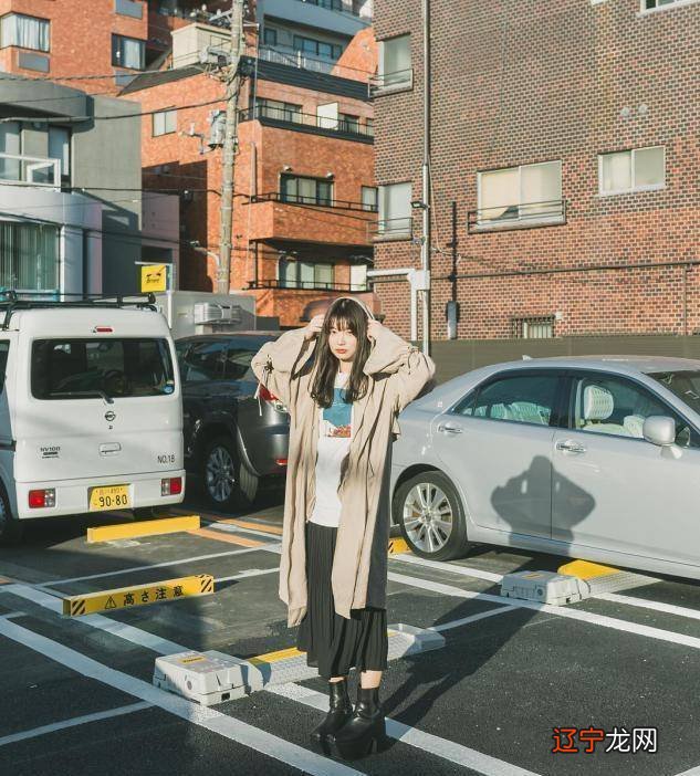 半身裙的穿搭技巧分享