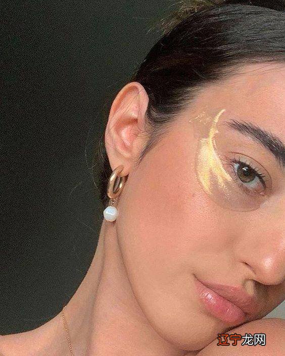 救命保养！3招解决肌肤过干、保养品润度不够、粉妆不服贴困扰