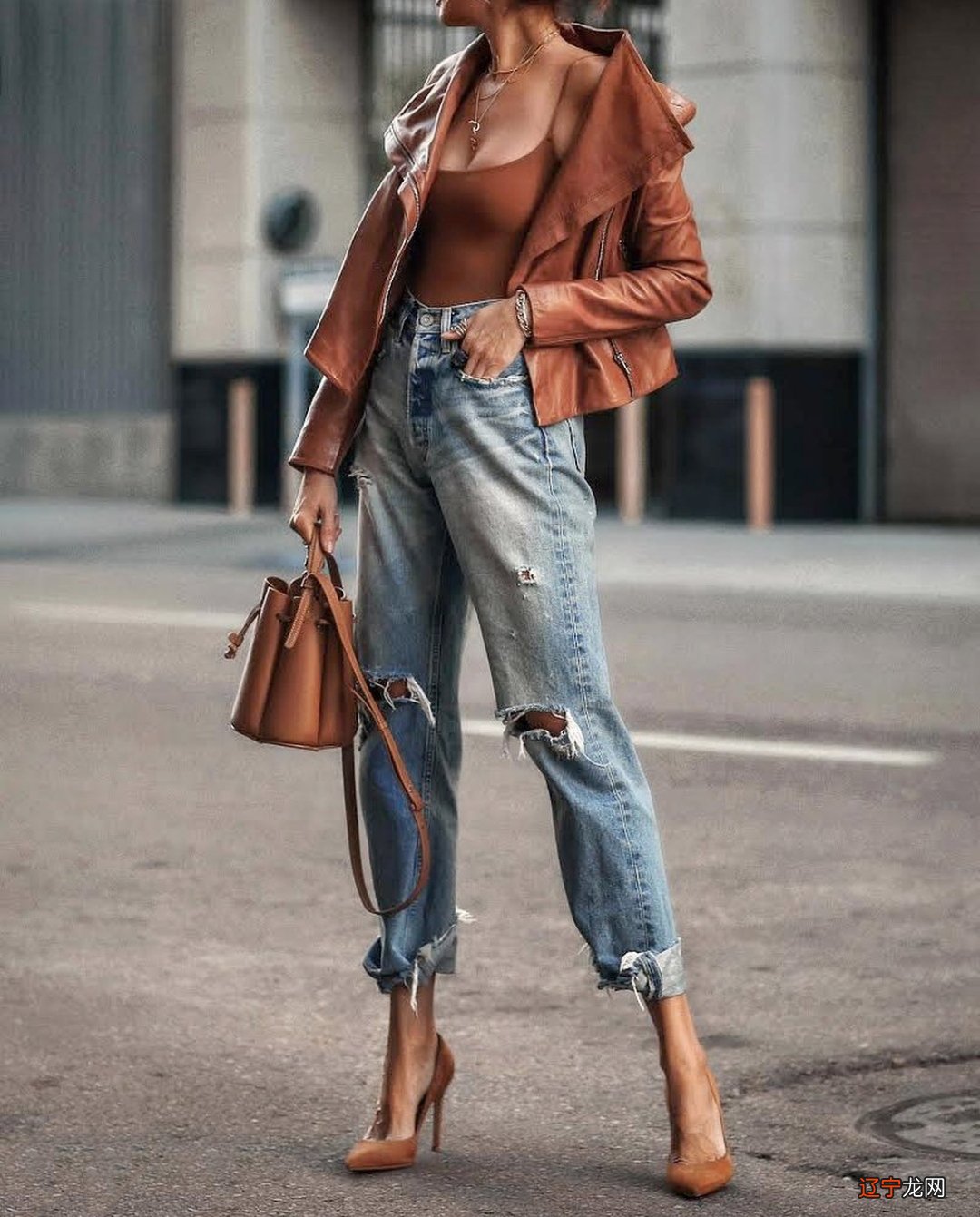 “氛围感”穿搭有多美？3个法则、14套穿搭示范，拯救你的不时髦