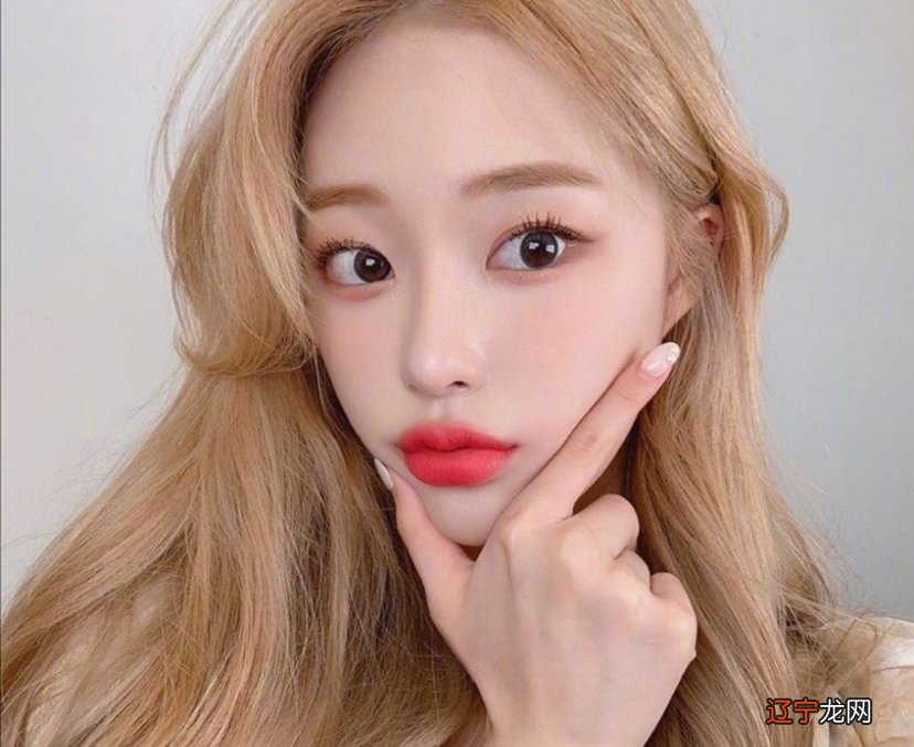 粉底液不能随便用，否则假白又假面！教你正确挑选粉底液的方法