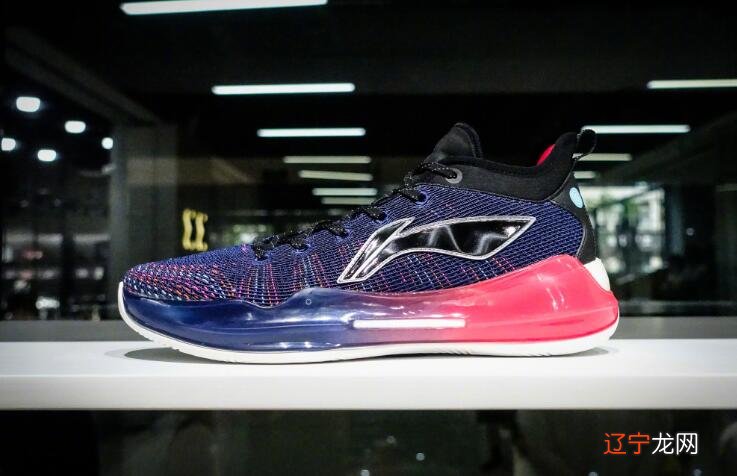 李宁太会玩！驭帅?系列多配色曝光，反伍2代联名美翻，音速9低帮简洁