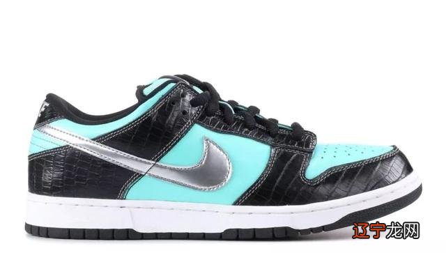 不止篮球鞋!李宁937板鞋曝光:复古鞋型+?缓震,有内味儿了