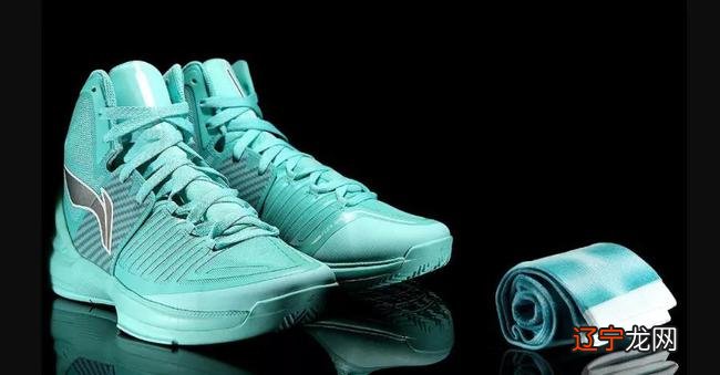 AJ35低帮版曝光！首发郭艾伦PE太牌面，诚意不足却很良心？