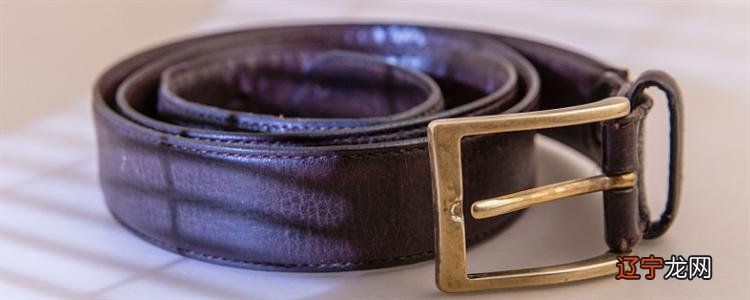 精选耐用防刮的轻奢商务腰带