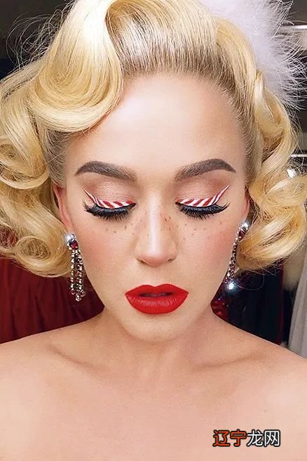 跟着宣美和水果姐，这波圣诞妆容狠狠拿捏住了！