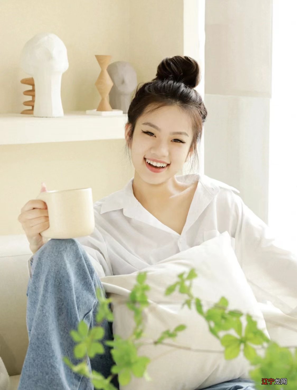 皮肤干燥的女人，别着急敷面膜，做好这几点比敷面膜更管用