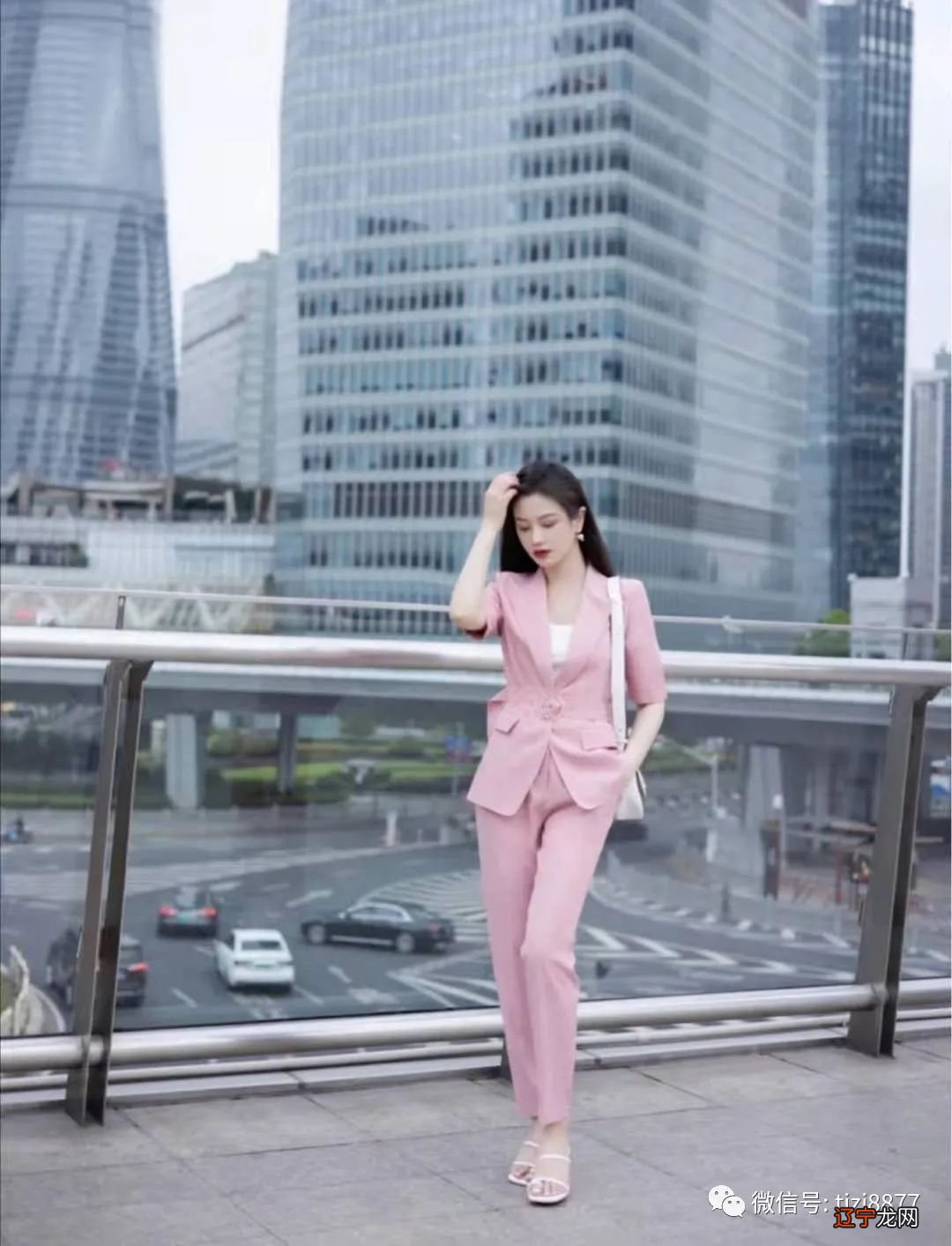 夏天穿什么套装好看