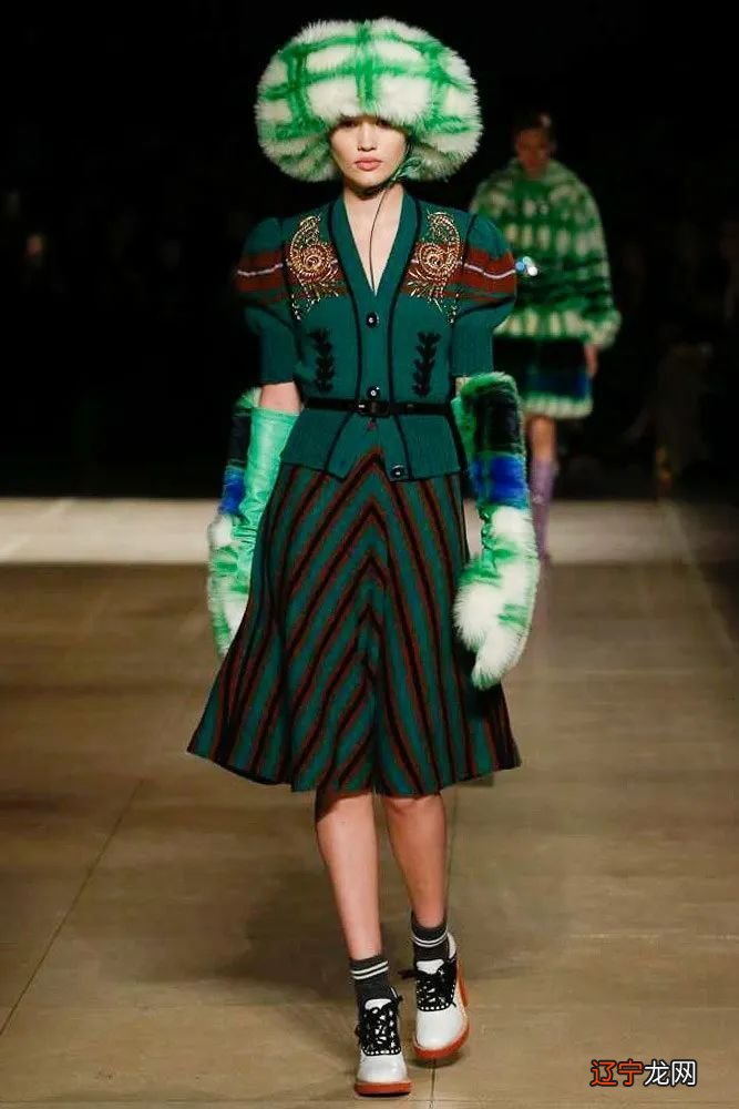 前卫风格从“头”开始