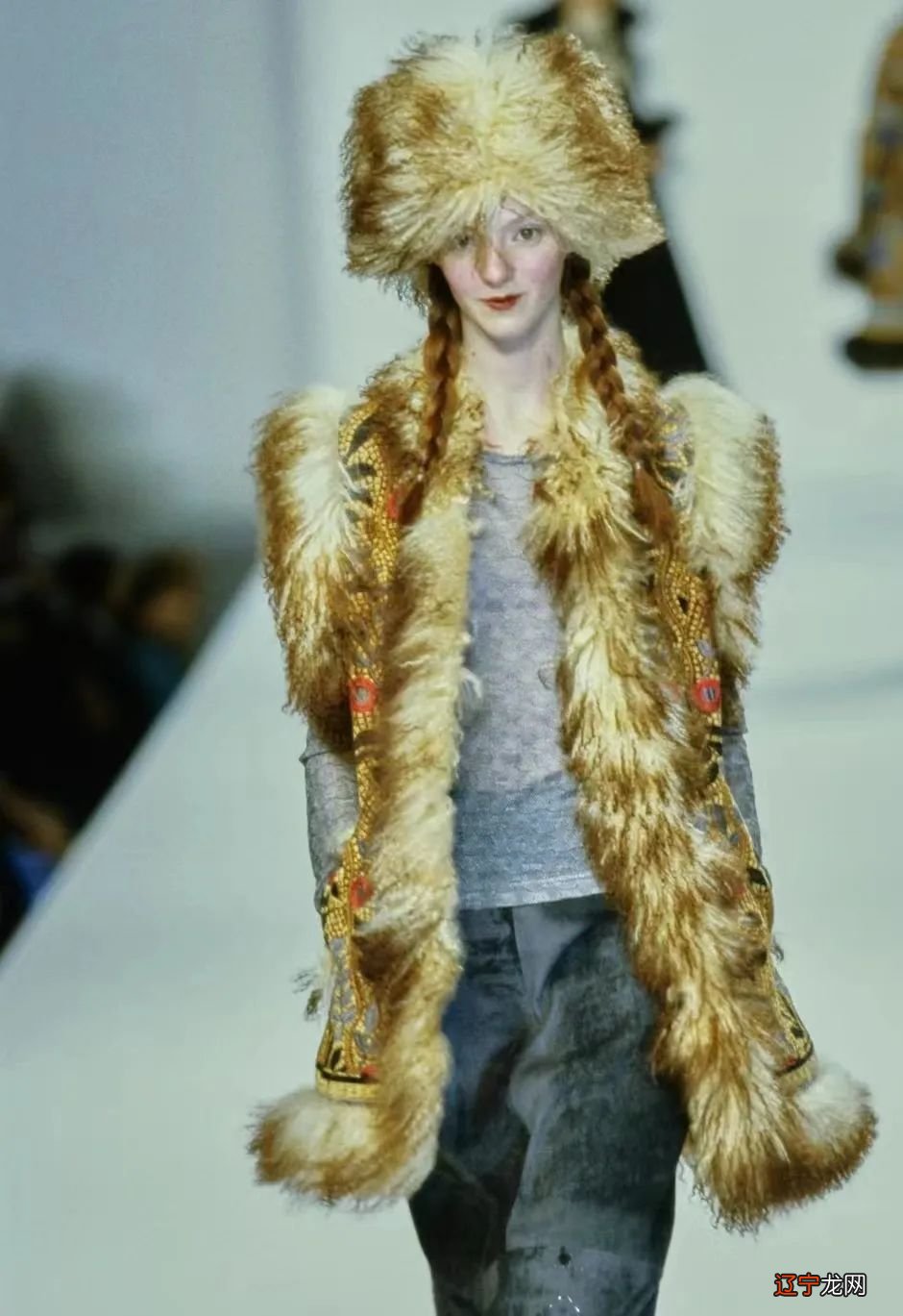 前卫风格从“头”开始