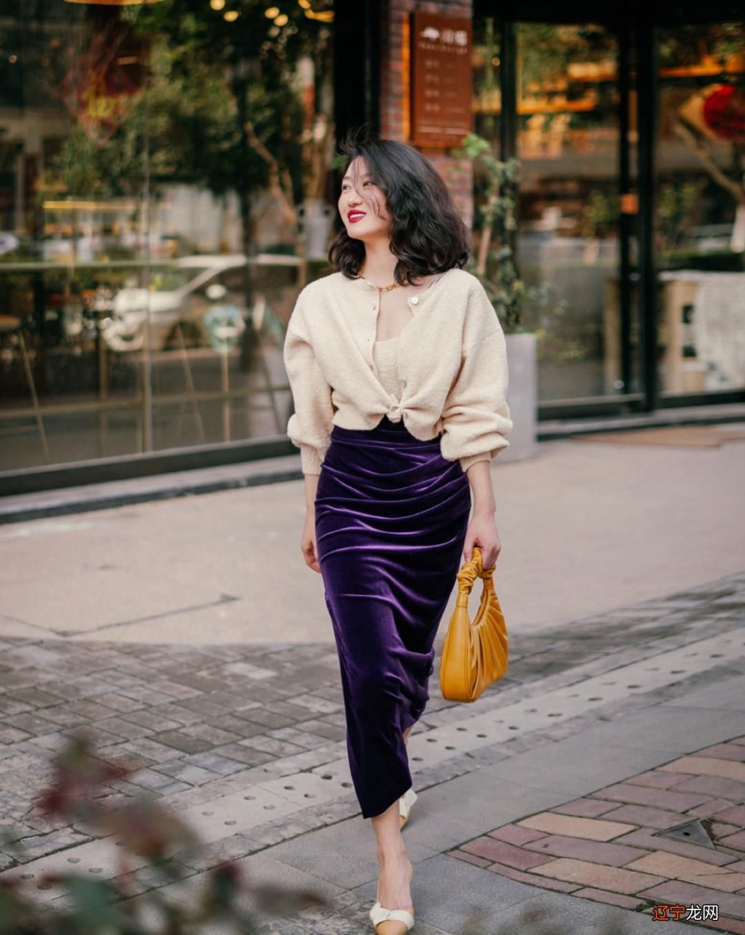 裙子+开衫,这么穿才是春天最正确的打开方式,清新洋气又迷人!