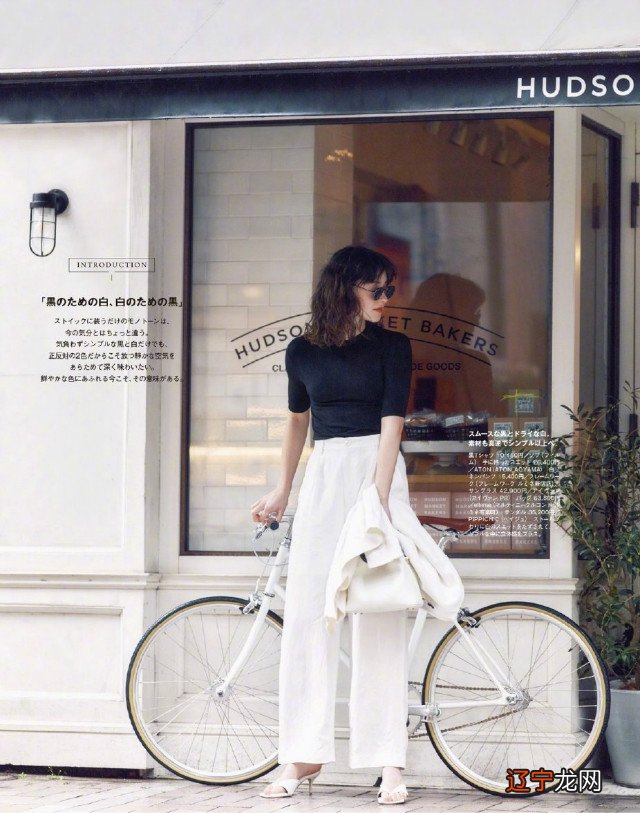 说实话,没想到“凡尔赛”春季穿搭这么潮,衣品、气质更是让我酸