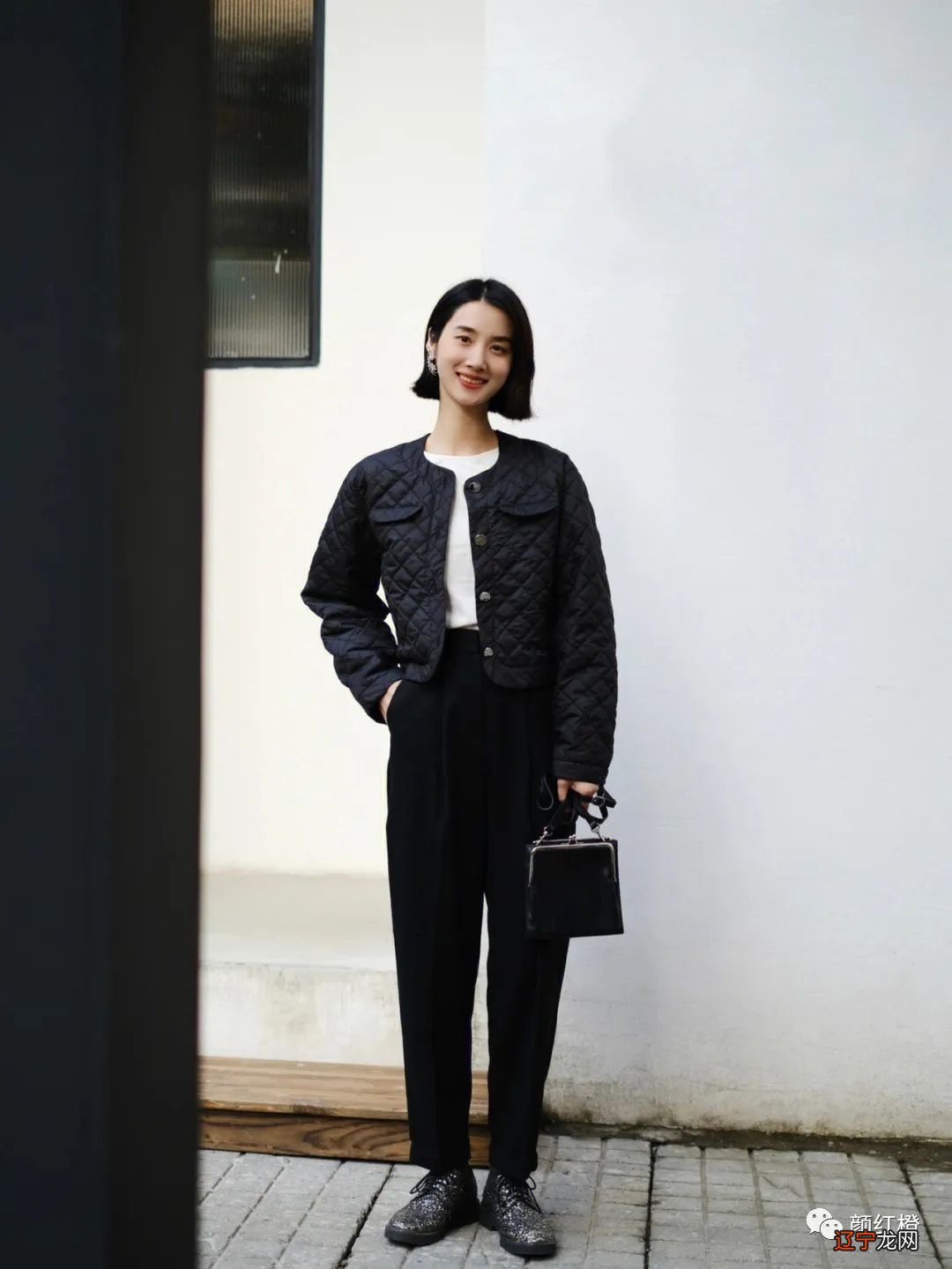 没想到,“短款外套”竟然这么火,高级时髦,难怪时尚博主都爱穿