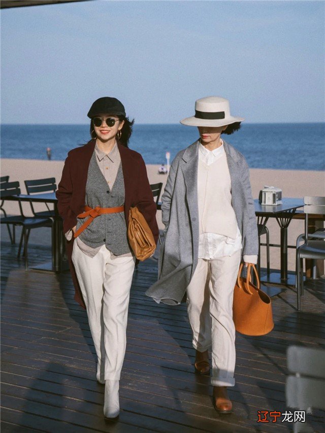 2021三木又放大招了,一身喜庆色+高级色,时髦混搭学她准美